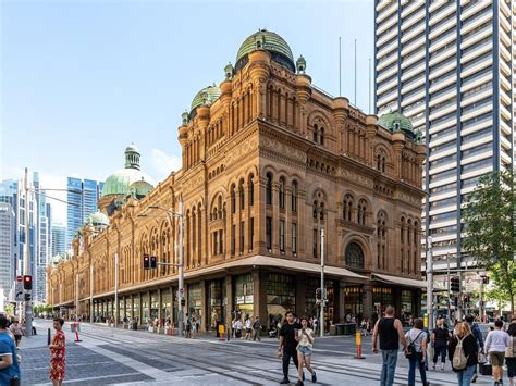 longchamp qvb sydney.